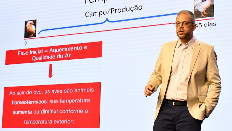 “Ross 308 AP: Resultados a Olhos Vistos” foi o tema da Aviagen no Simpósio Brasil Sul de Avicultura